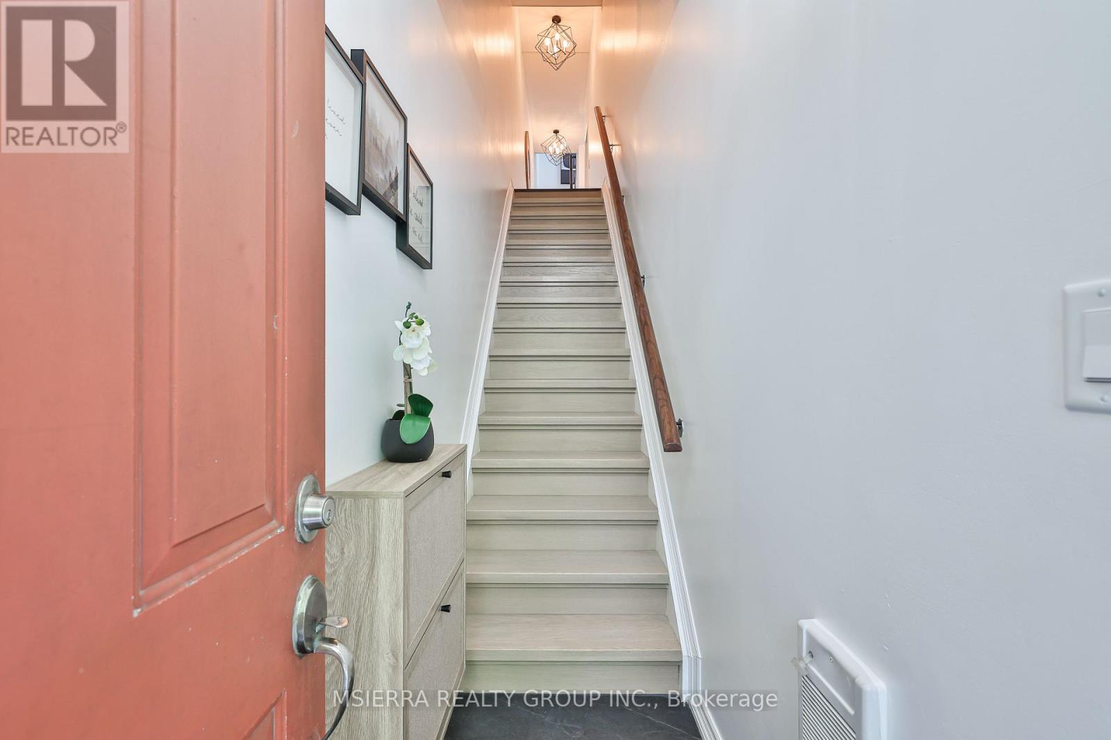254 - 1496 Victoria Park Avenue, Toronto (Victoria Village), Ontario  M4A 2M6 - Photo 24 - C12289940