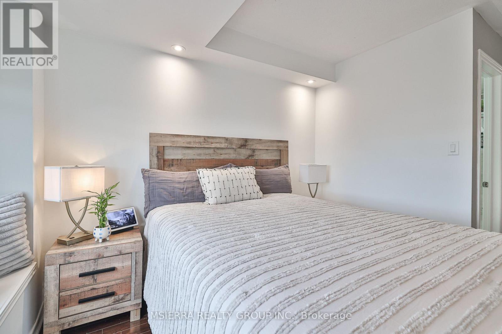 254 - 1496 Victoria Park Avenue, Toronto (Victoria Village), Ontario  M4A 2M6 - Photo 29 - C12289940