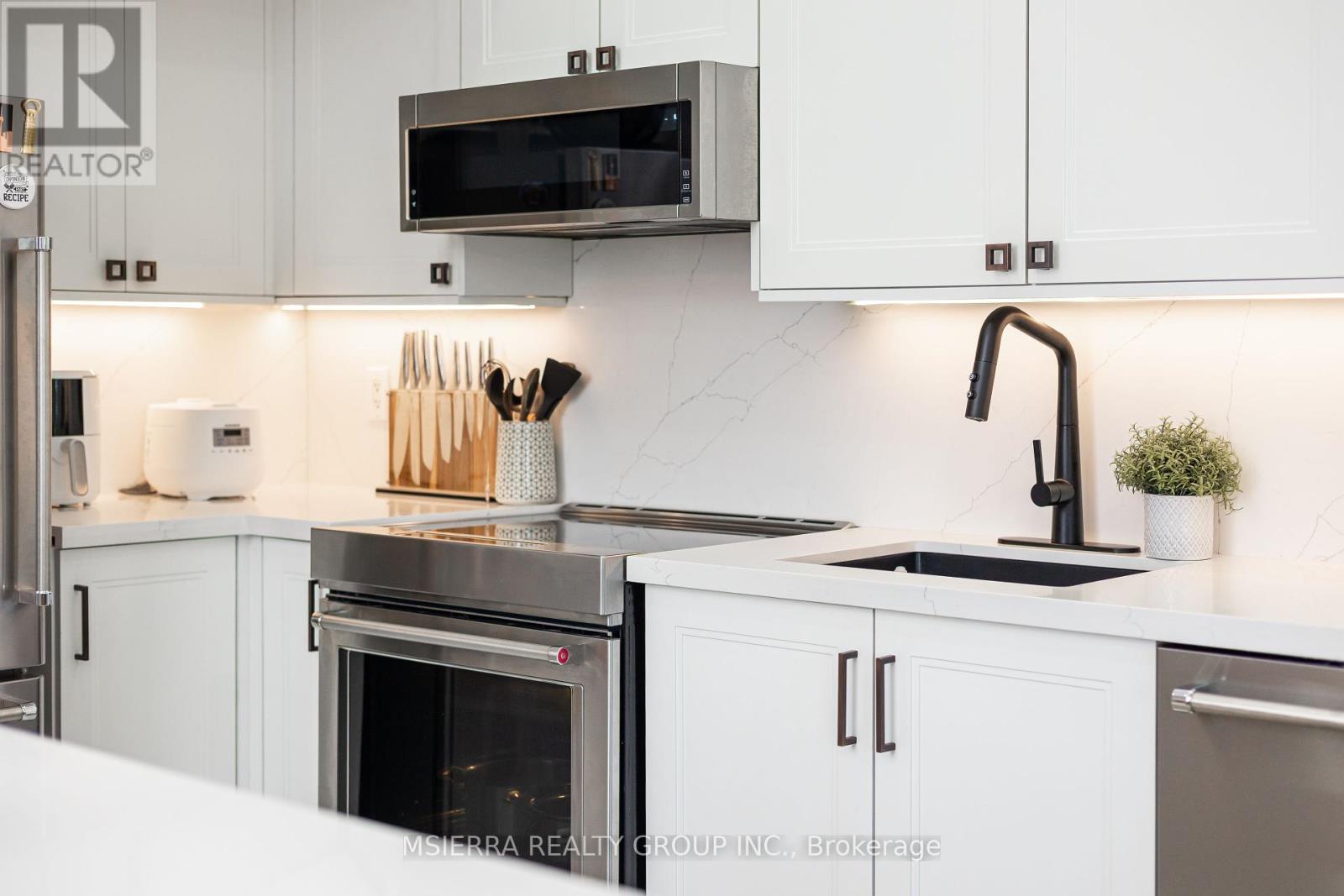 Property at 254 - 1496 VICTORIA PARK AVENUE image 5