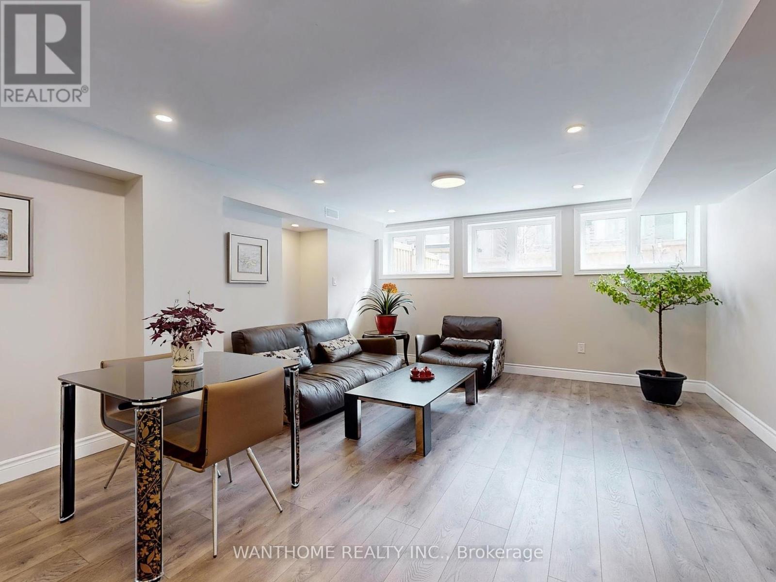 45 Giardina Crescent, Richmond Hill, Ontario  L4B 0G1 - Photo 41 - N12271951
