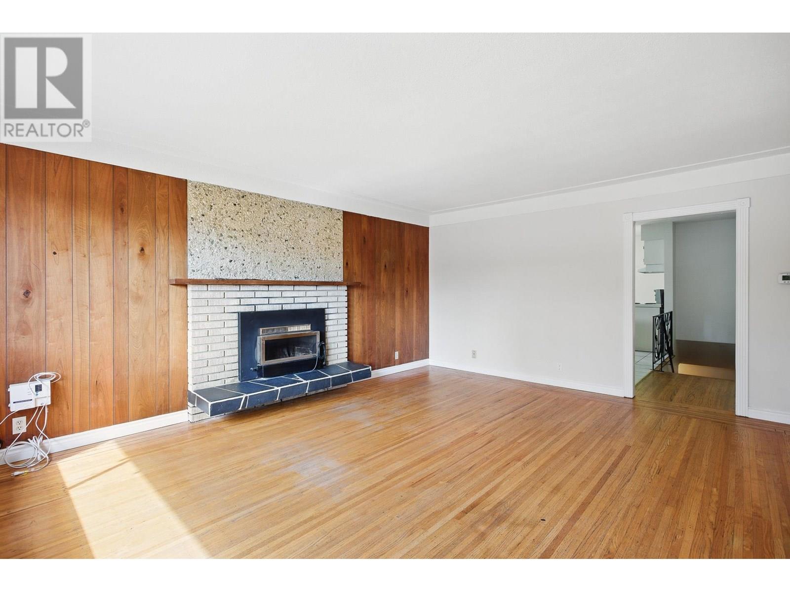 3654 Flint Street, Port Coquitlam, British Columbia  V3B 4J8 - Photo 6 - R3003145