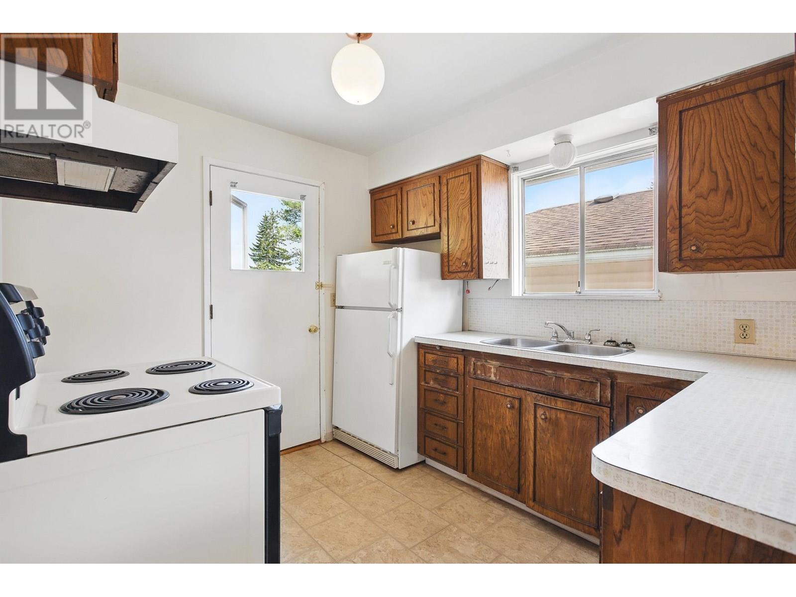 3654 Flint Street, Port Coquitlam, British Columbia  V3B 4J8 - Photo 24 - R3003145