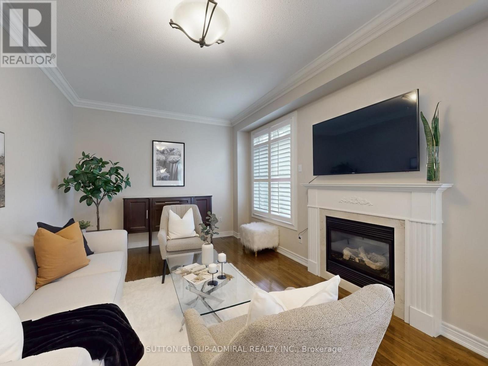 Property at 155 VELLORE AVENUE image 4