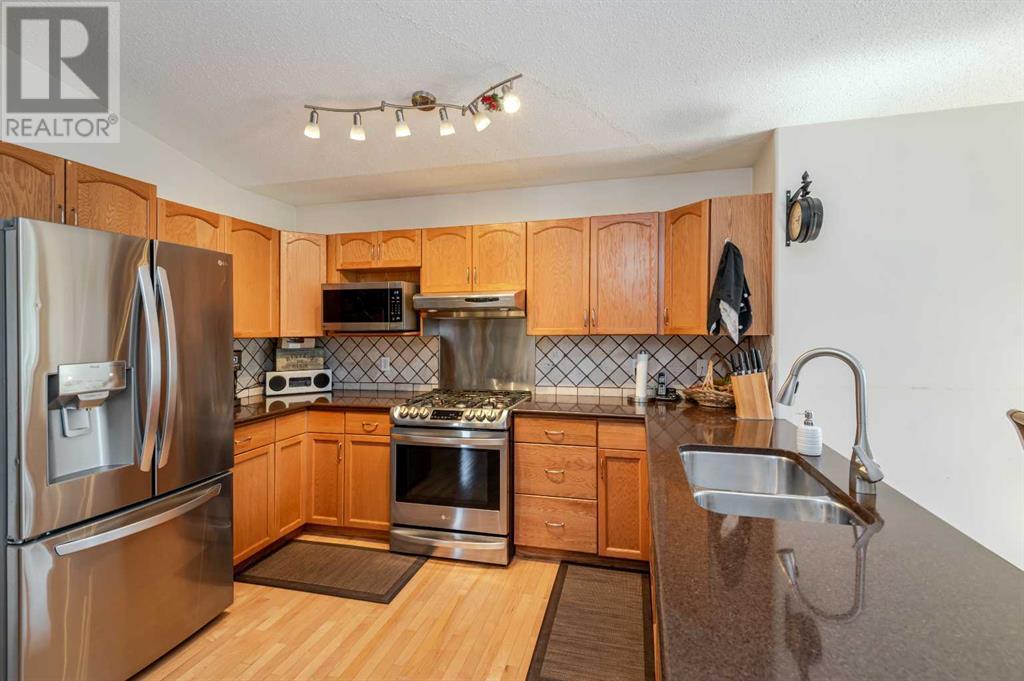 Property at 10305 74 Avenue image 5