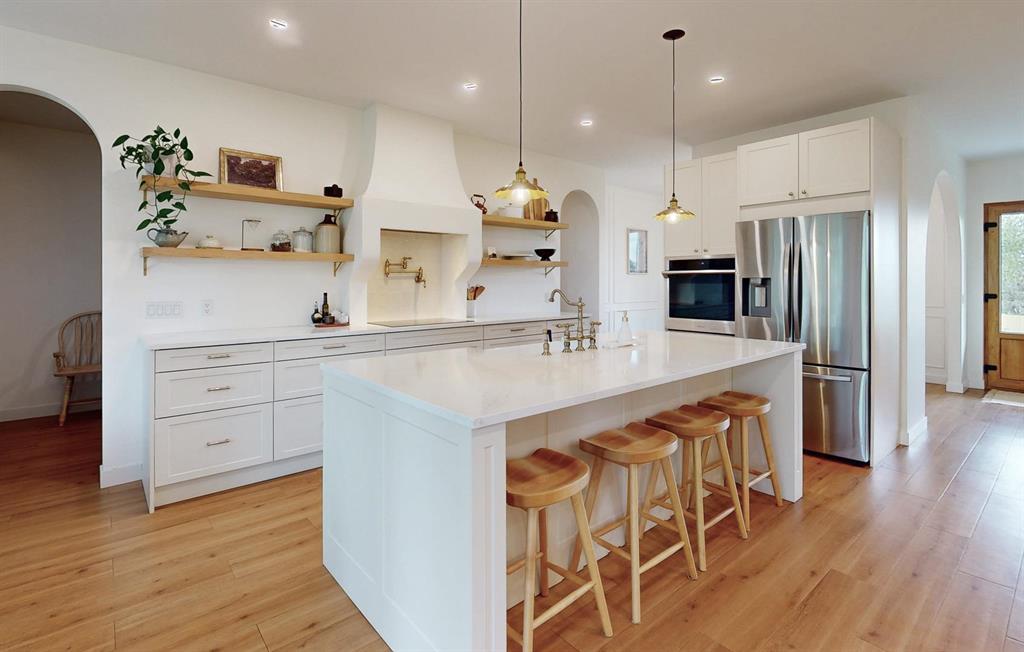 2 Lake Shore Drive, Ste Anne, Manitoba  R5H 1R2 - Photo 2 - 202502318