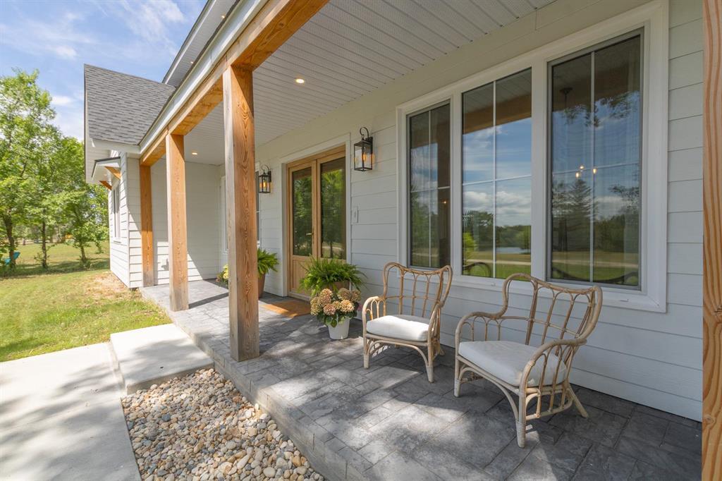 2 Lake Shore Drive, Ste Anne, Manitoba  R5H 1R2 - Photo 45 - 202502318