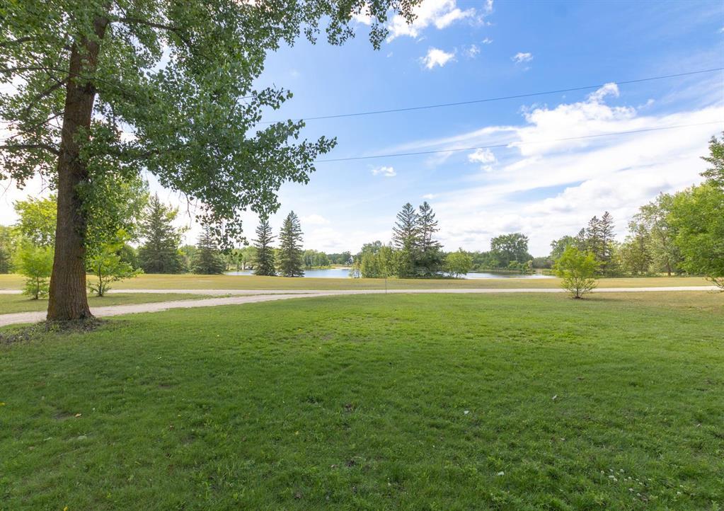 2 Lake Shore Drive, Ste Anne, Manitoba  R5H 1R2 - Photo 46 - 202502318
