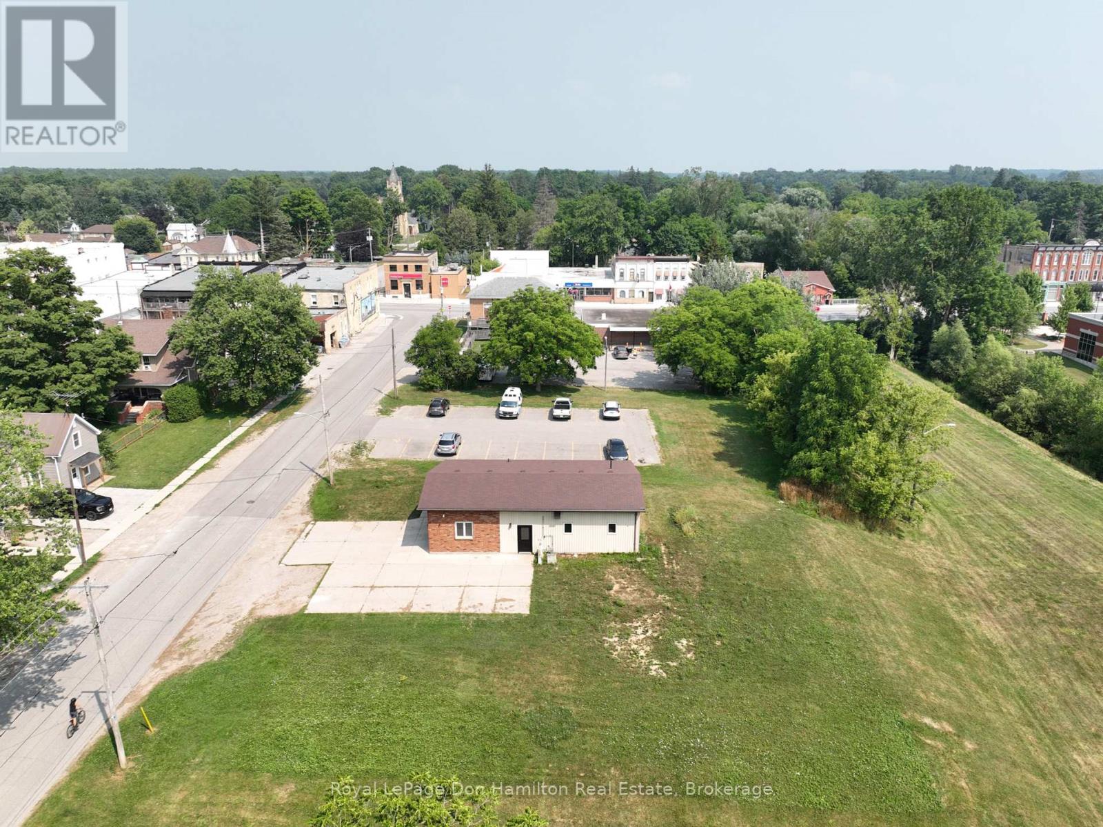 179 Mill Street, North Middlesex, Ontario  N0M 2K0 - Photo 12 - X12290003