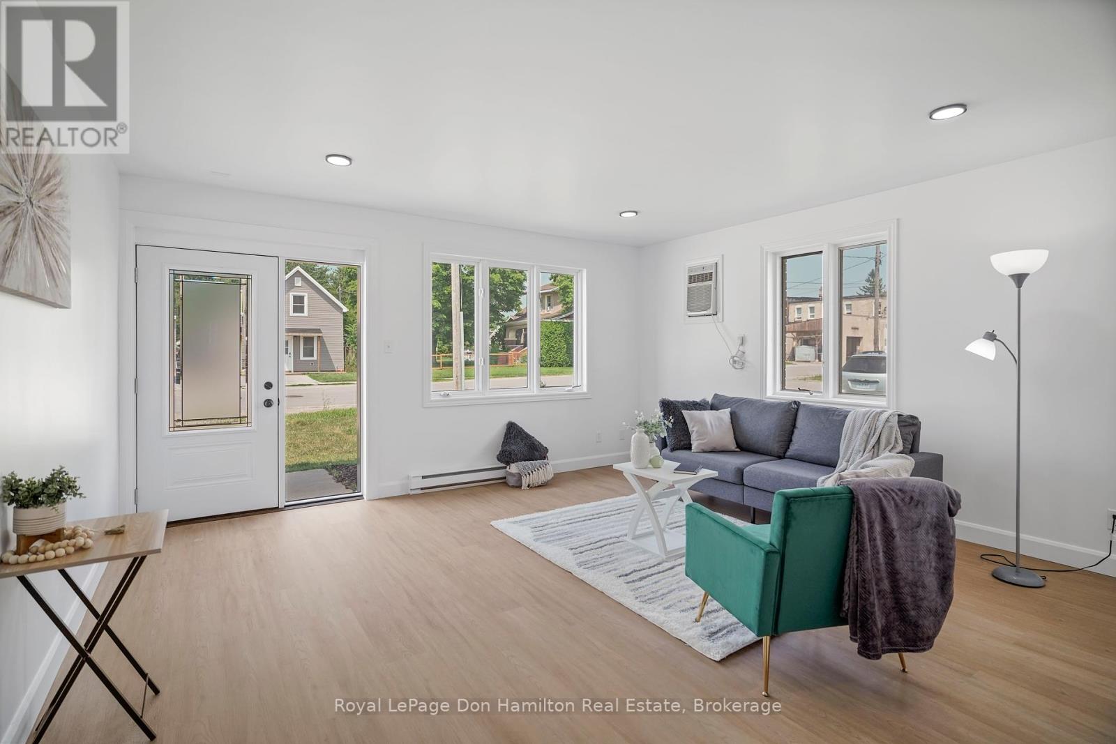 179 Mill Street, North Middlesex, Ontario  N0M 2K0 - Photo 19 - X12290003