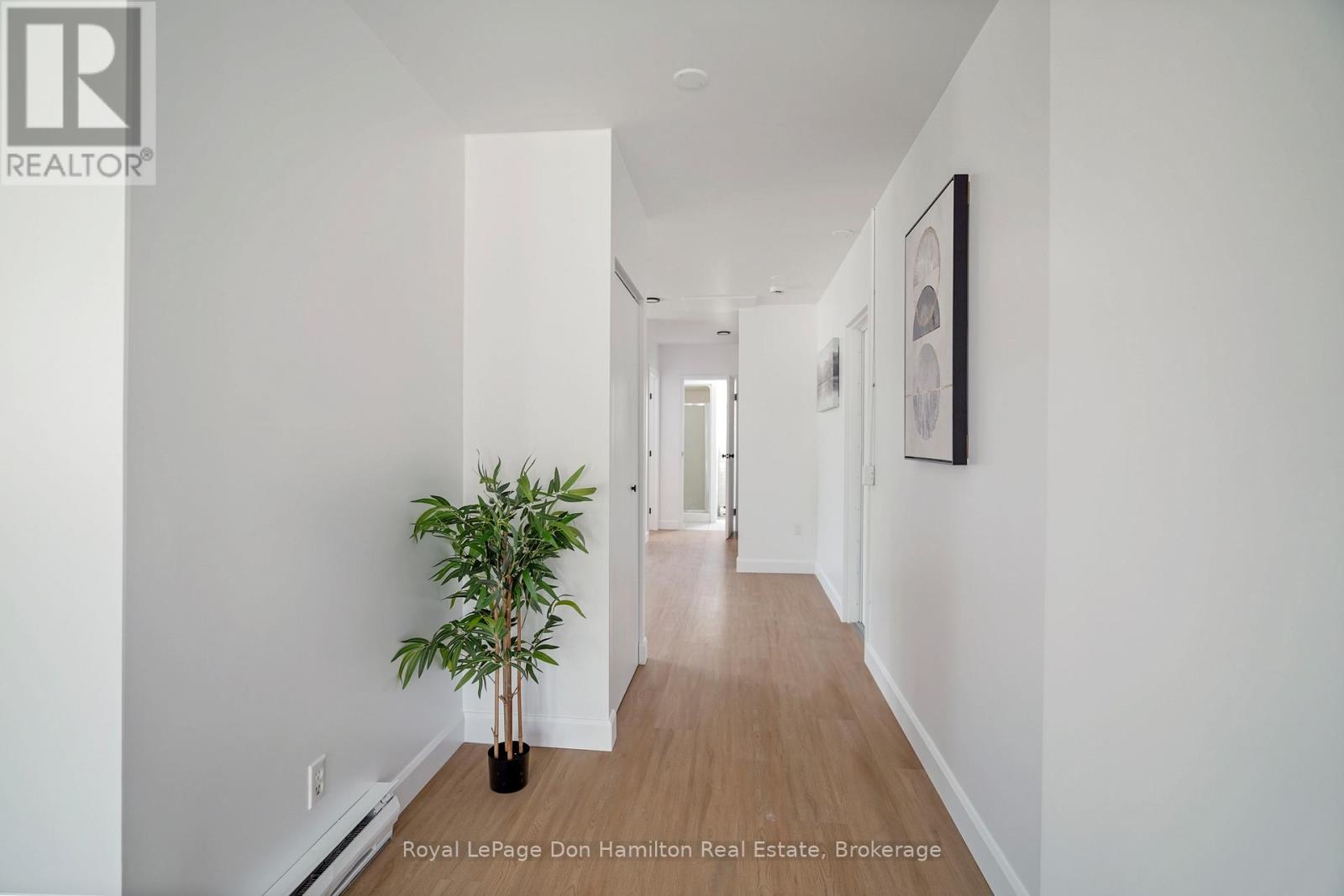 179 Mill Street, North Middlesex, Ontario  N0M 2K0 - Photo 20 - X12290003