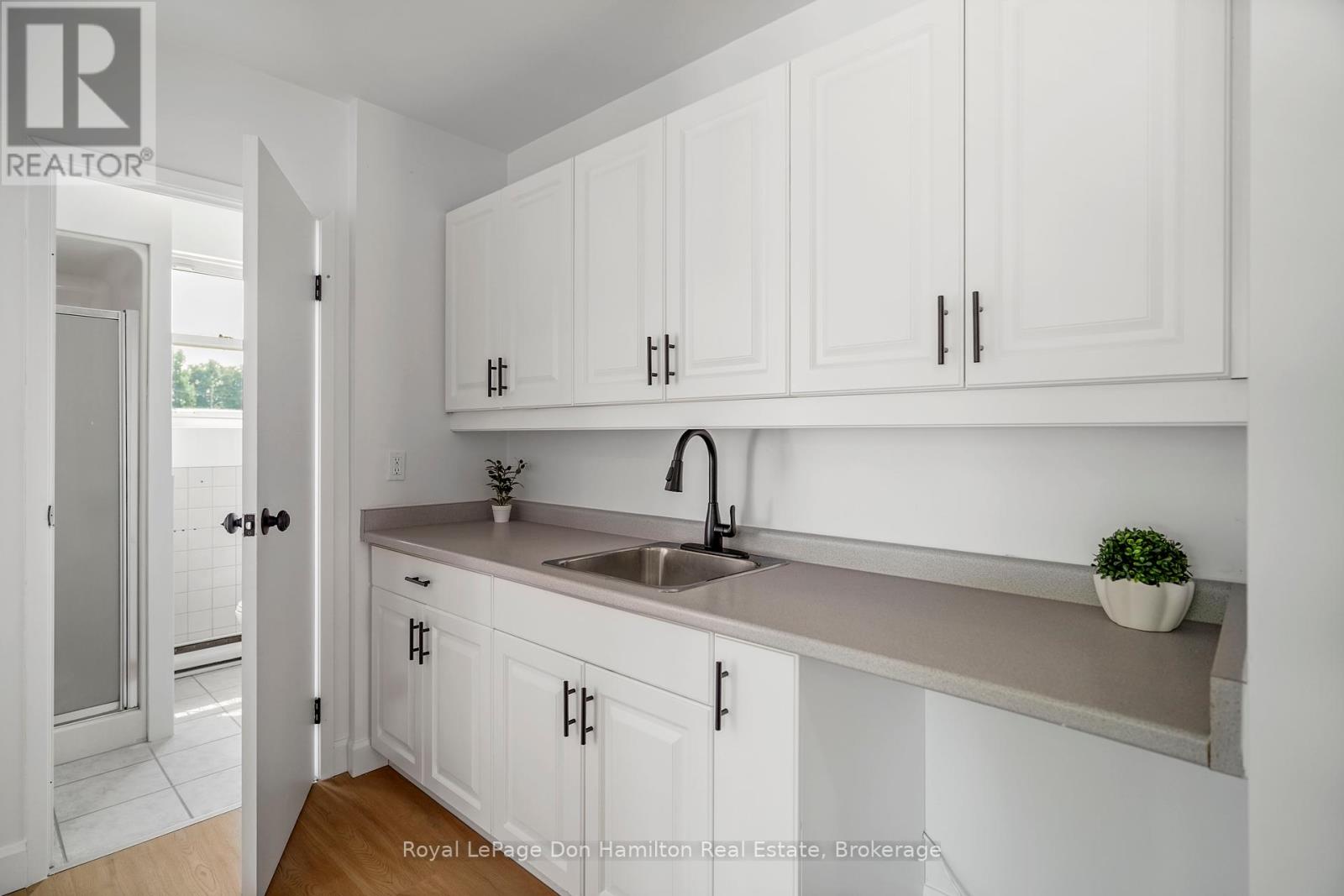 179 Mill Street, North Middlesex, Ontario  N0M 2K0 - Photo 26 - X12290003