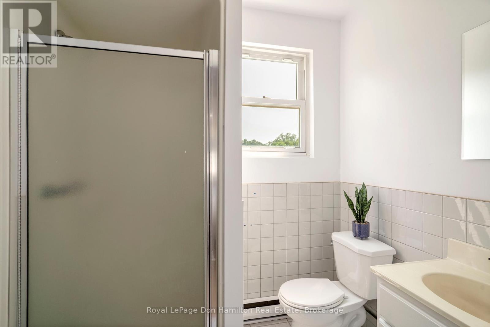 179 Mill Street, North Middlesex, Ontario  N0M 2K0 - Photo 32 - X12290003
