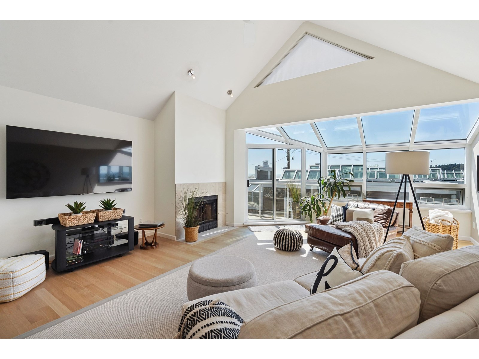 1107 Elm Street, White Rock, British Columbia  V4B 1C1 - Photo 5 - R3027550