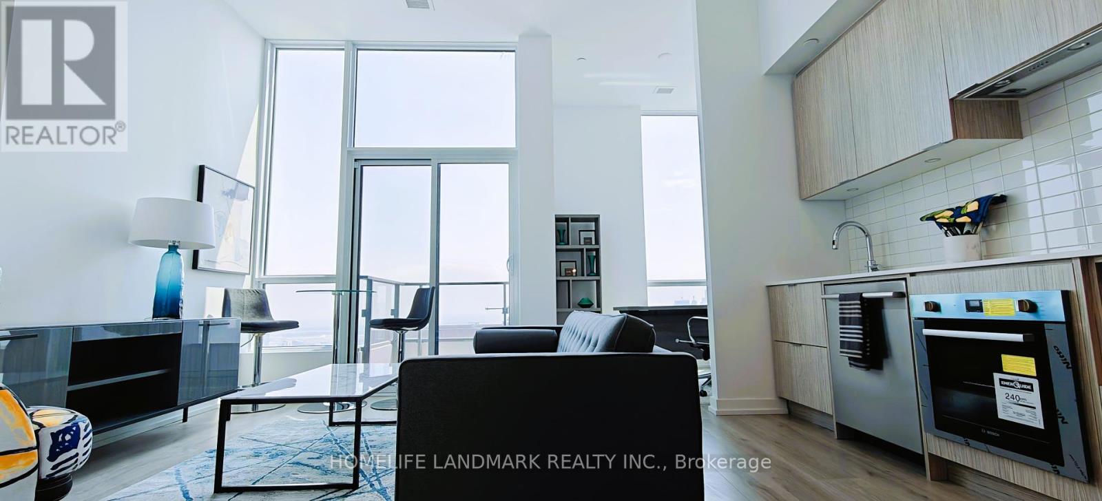 5501 - 395 Bloor Street S, Toronto, Ontario  M4W 0B4 - Photo 6 - C12289992