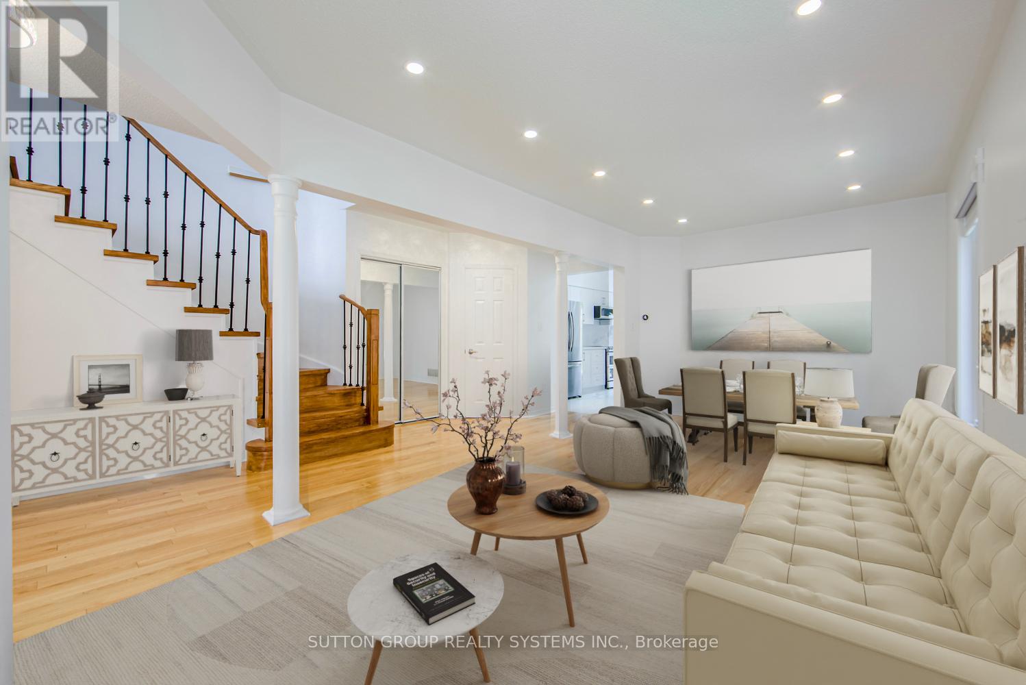 2029 Westmount Drive, Oakville, Ontario  L6M 3P9 - Photo 8 - W12287445