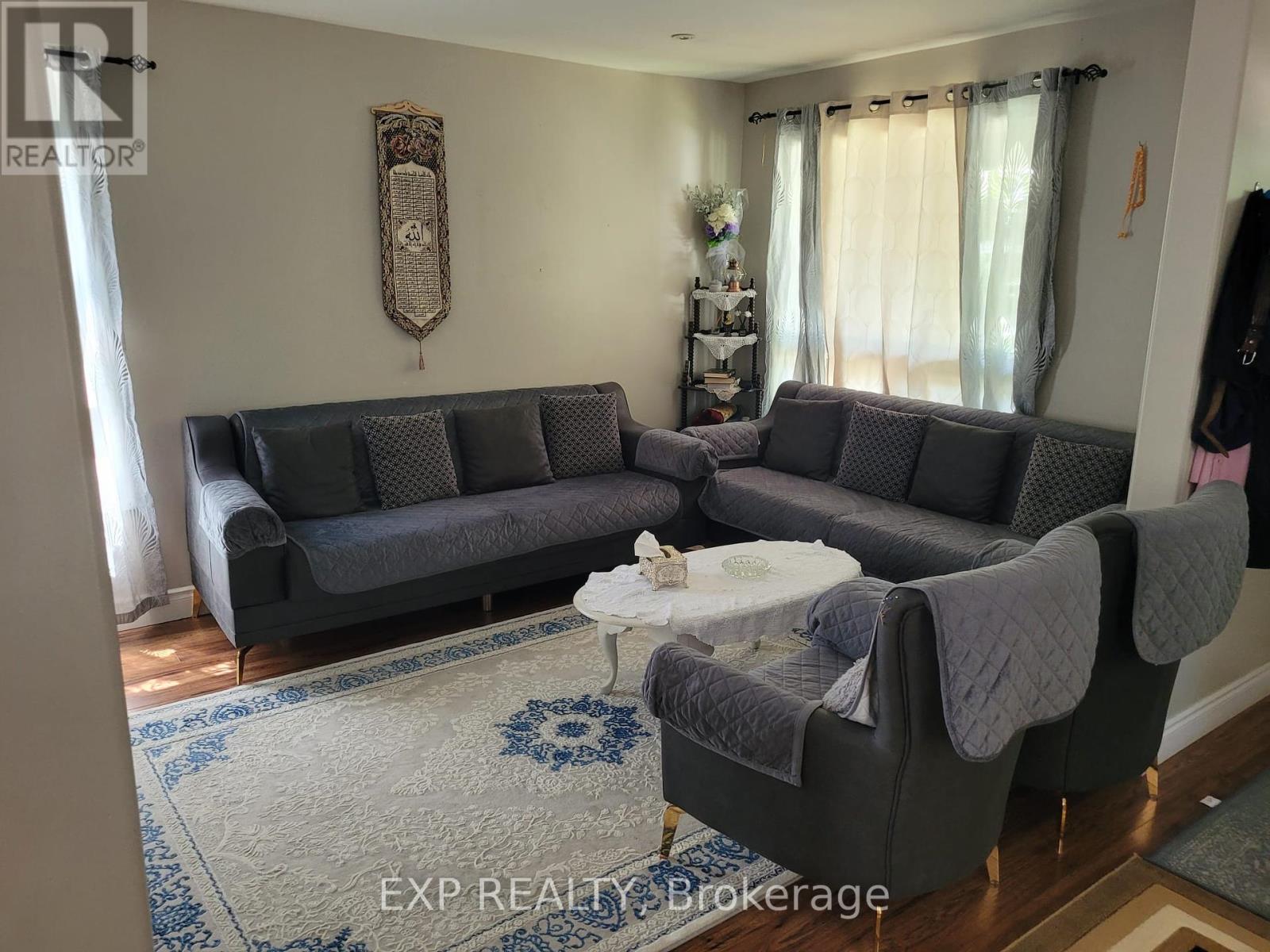 Property at 768 MCKAY AVENUE image 2