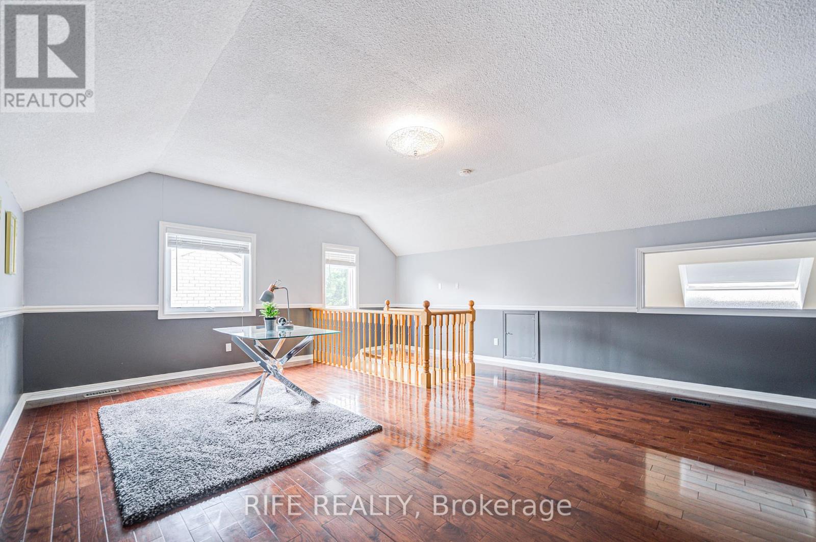 22 Chambery Crescent, Markham (Unionville), Ontario  L3R 6L5 - Photo 37 - N12289987