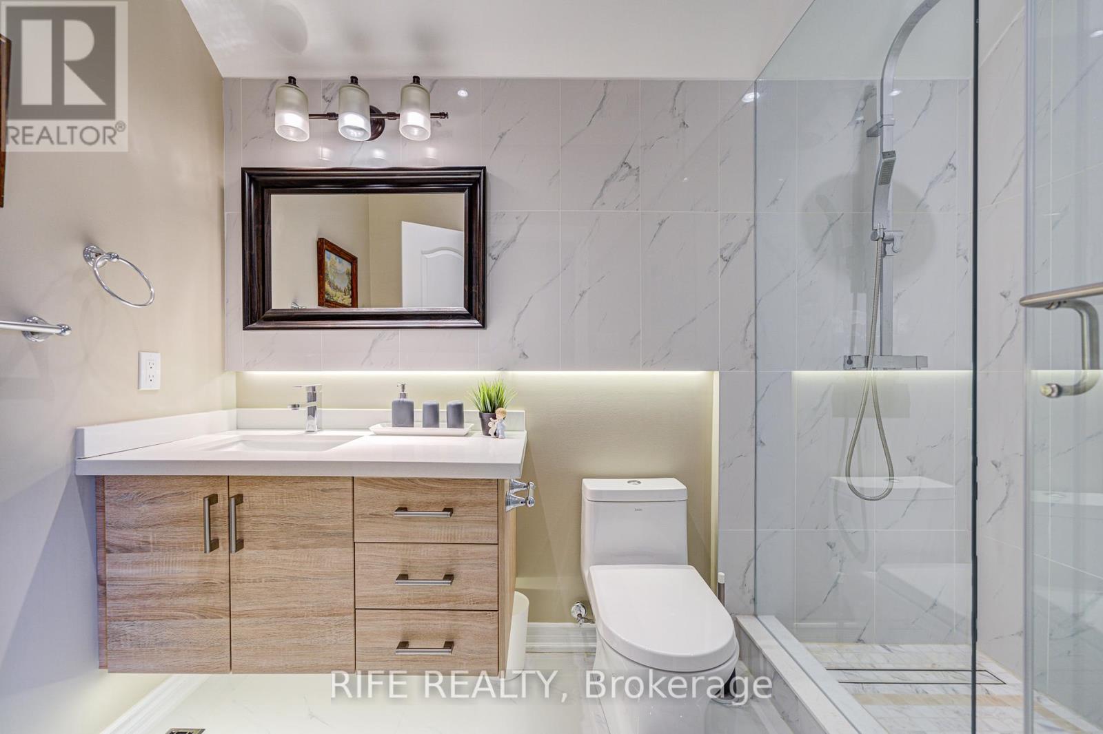 22 Chambery Crescent, Markham (Unionville), Ontario  L3R 6L5 - Photo 40 - N12289987