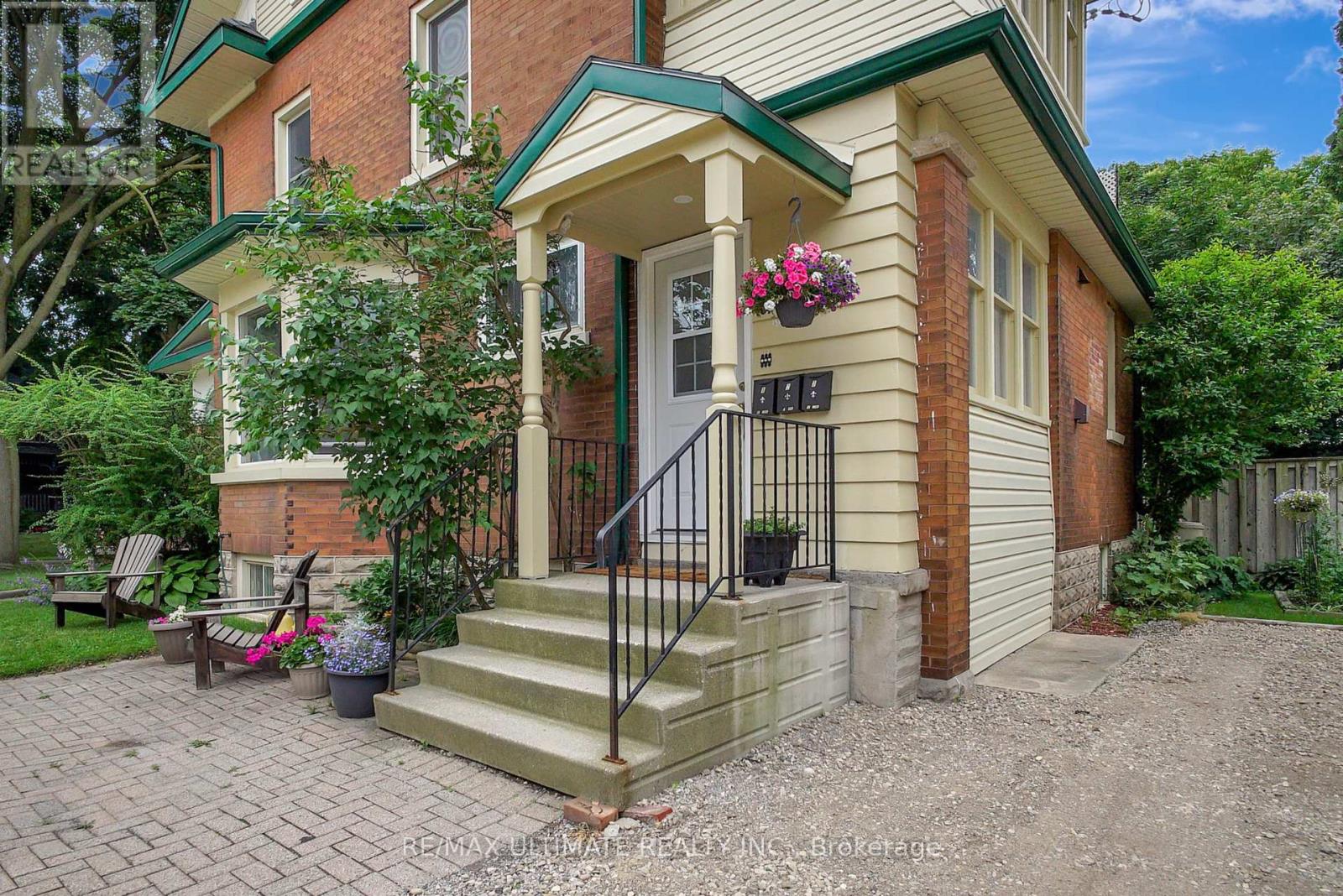 2 - 67 Moore Avenue, Kitchener, Ontario  N2H 3S2 - Photo 3 - X12290001