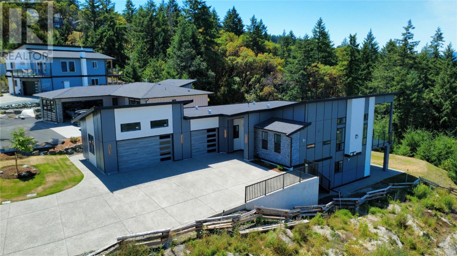 Property at 3274 Woodrush Dr image 2