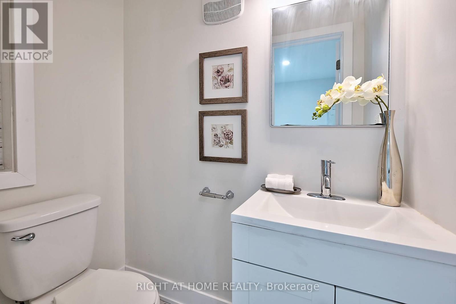 Property at 3185 HEATHFIELD DRIVE image 5