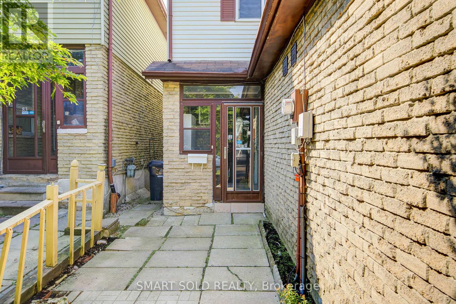 Property at 81 RAKEWOOD CRESCENT image 5