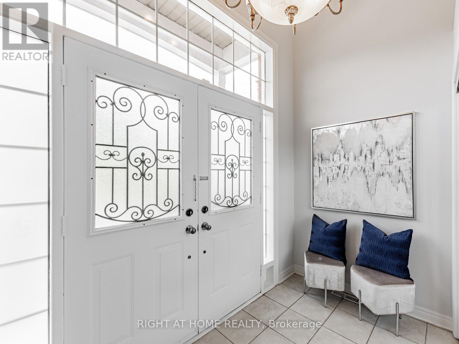 Property at 131 SANTA MARIA TRAIL image 4