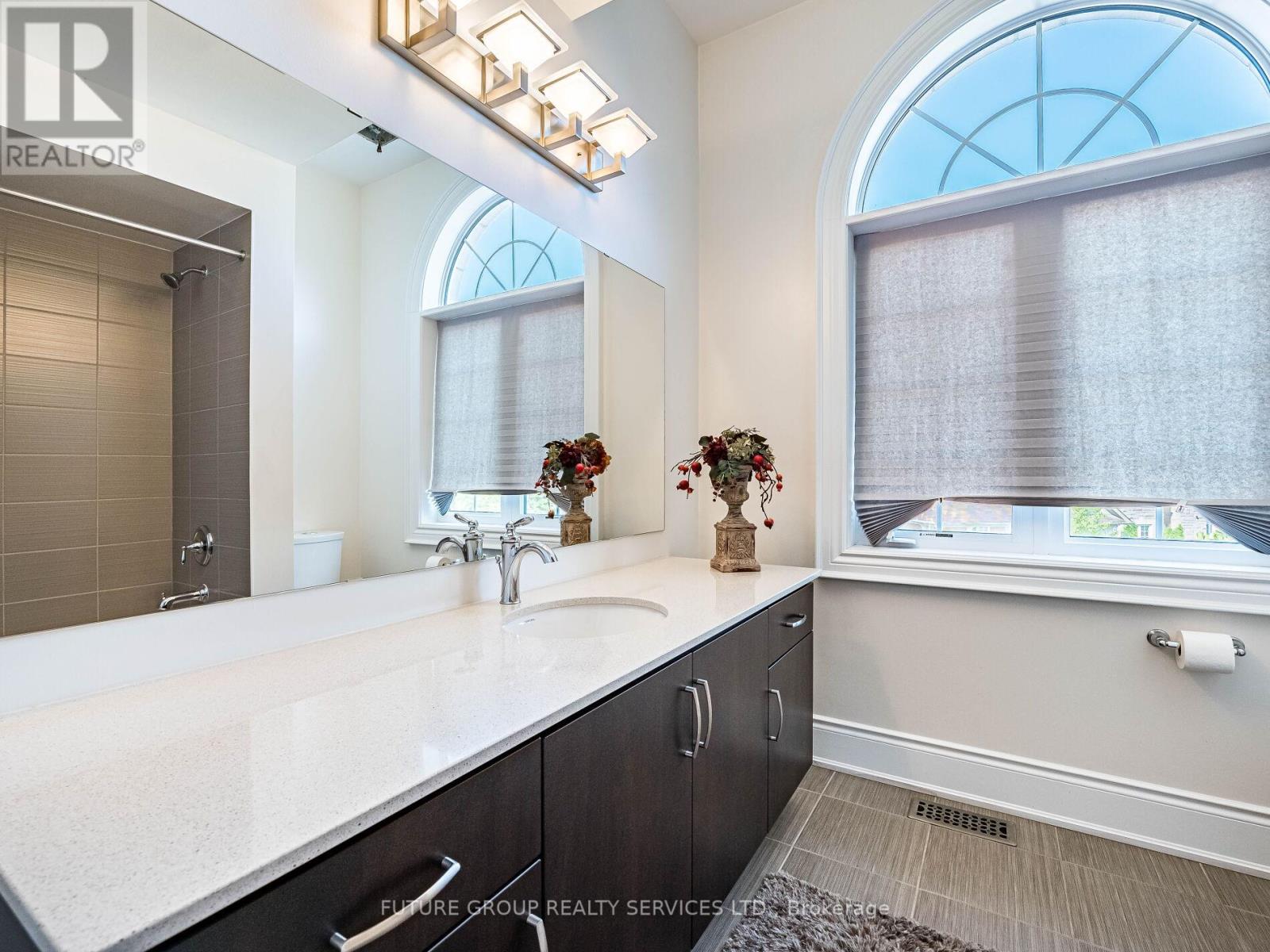 29 Godliman Road E, Brampton (Credit Valley), Ontario  L6X 5G3 - Photo 27 - W12290051