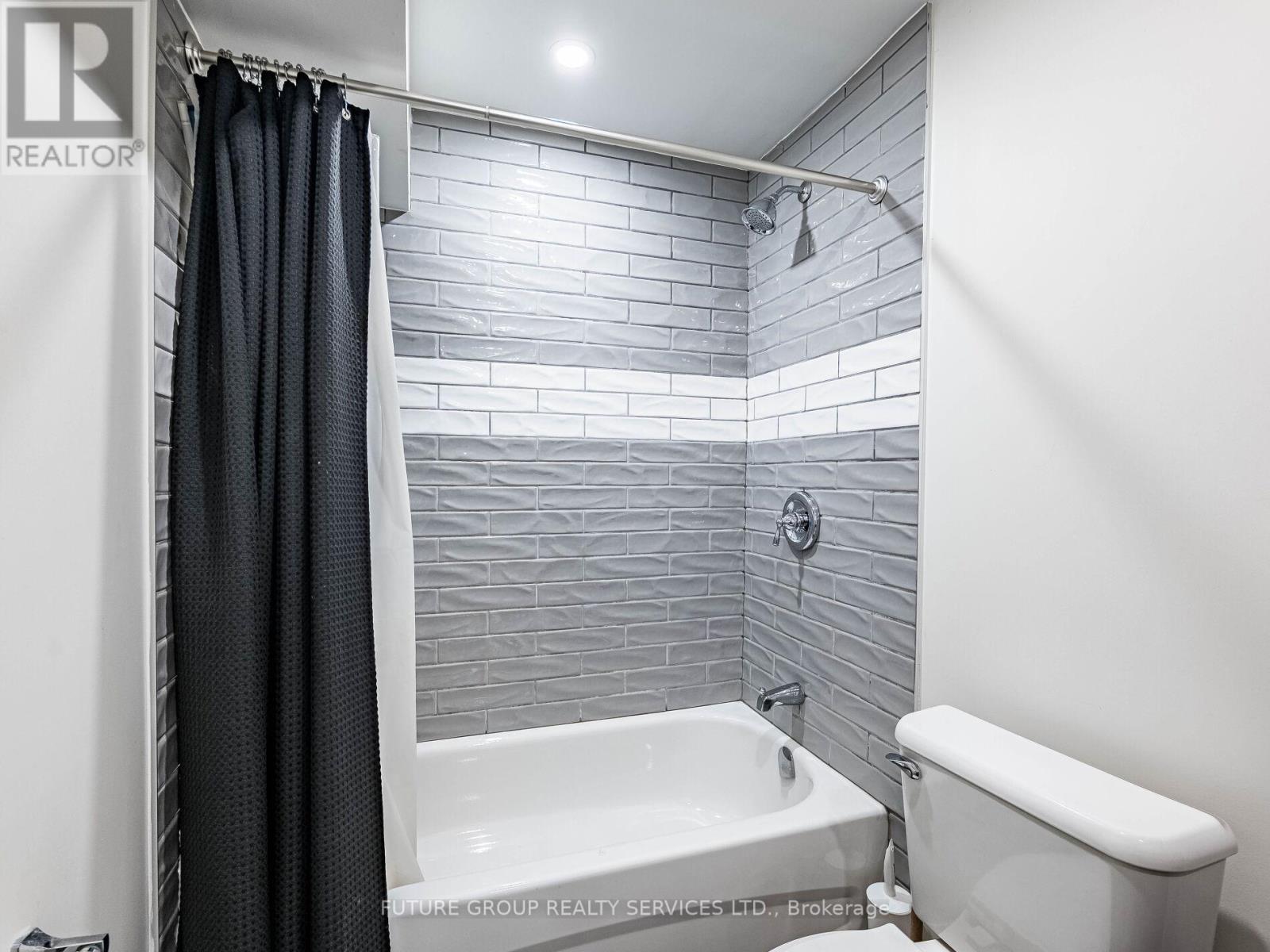29 Godliman Road E, Brampton (Credit Valley), Ontario  L6X 5G3 - Photo 36 - W12290051