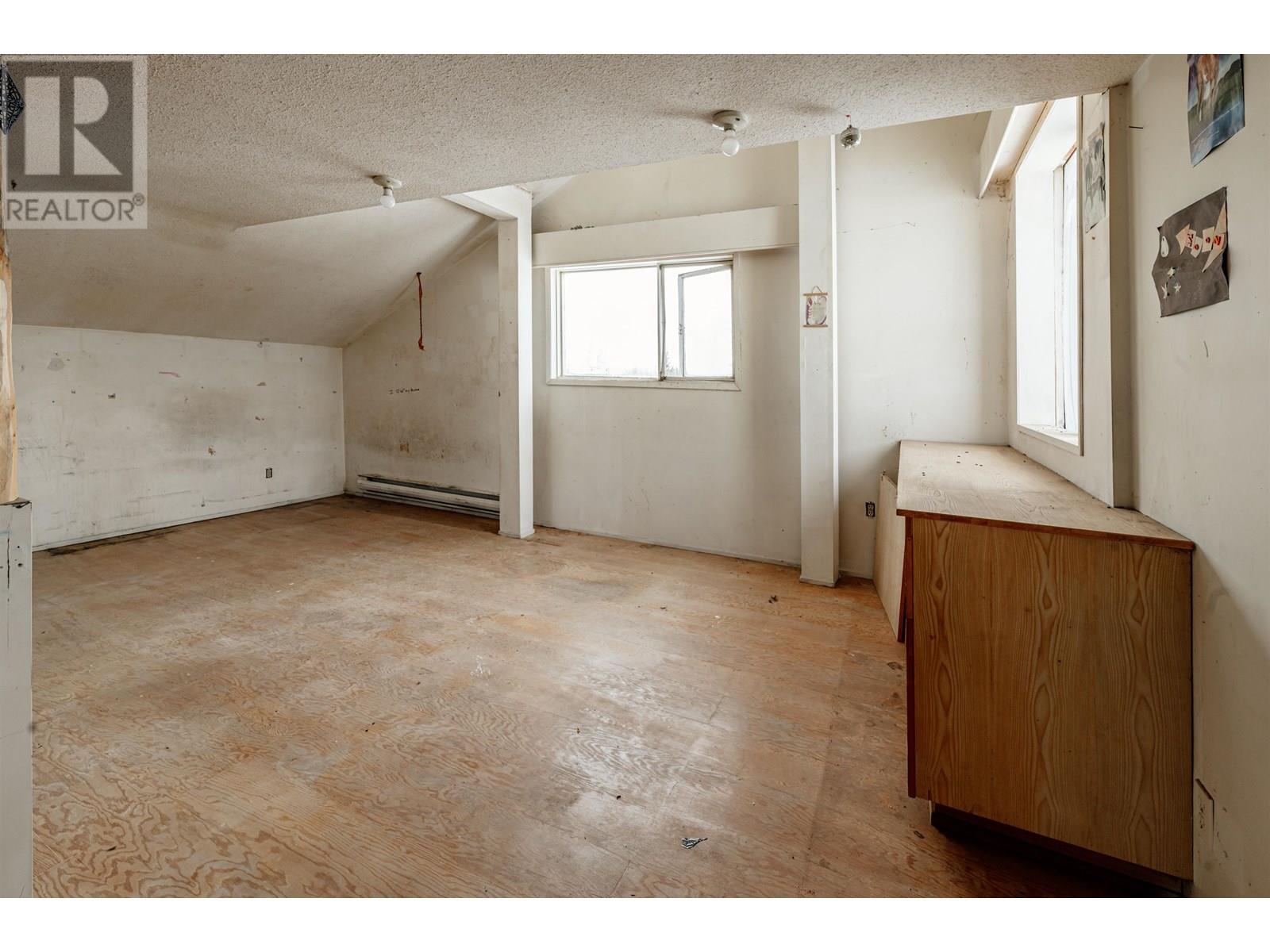 1436 S Cariboo 97 Highway, 70 Mile House, British Columbia  V0K 1K0 - Photo 28 - R2957401