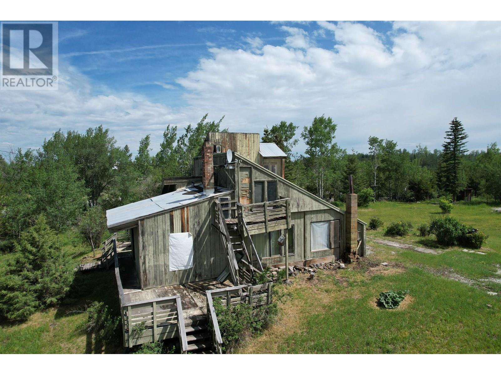 1436 S Cariboo 97 Highway, 70 Mile House, British Columbia  V0K 1K0 - Photo 2 - R2957401