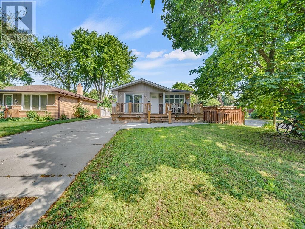 Property at 184 CEDARVALE Crescent image 3