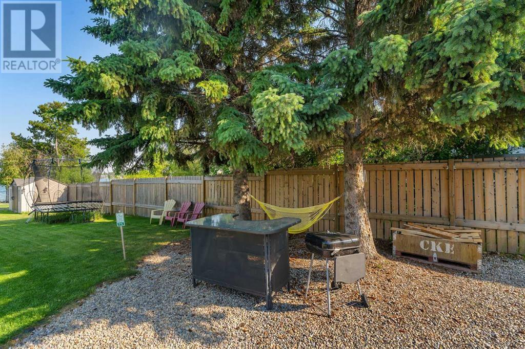 700 West Chestermere Drive, Chestermere, Alberta  T1X 1B5 - Photo 35 - A2240151