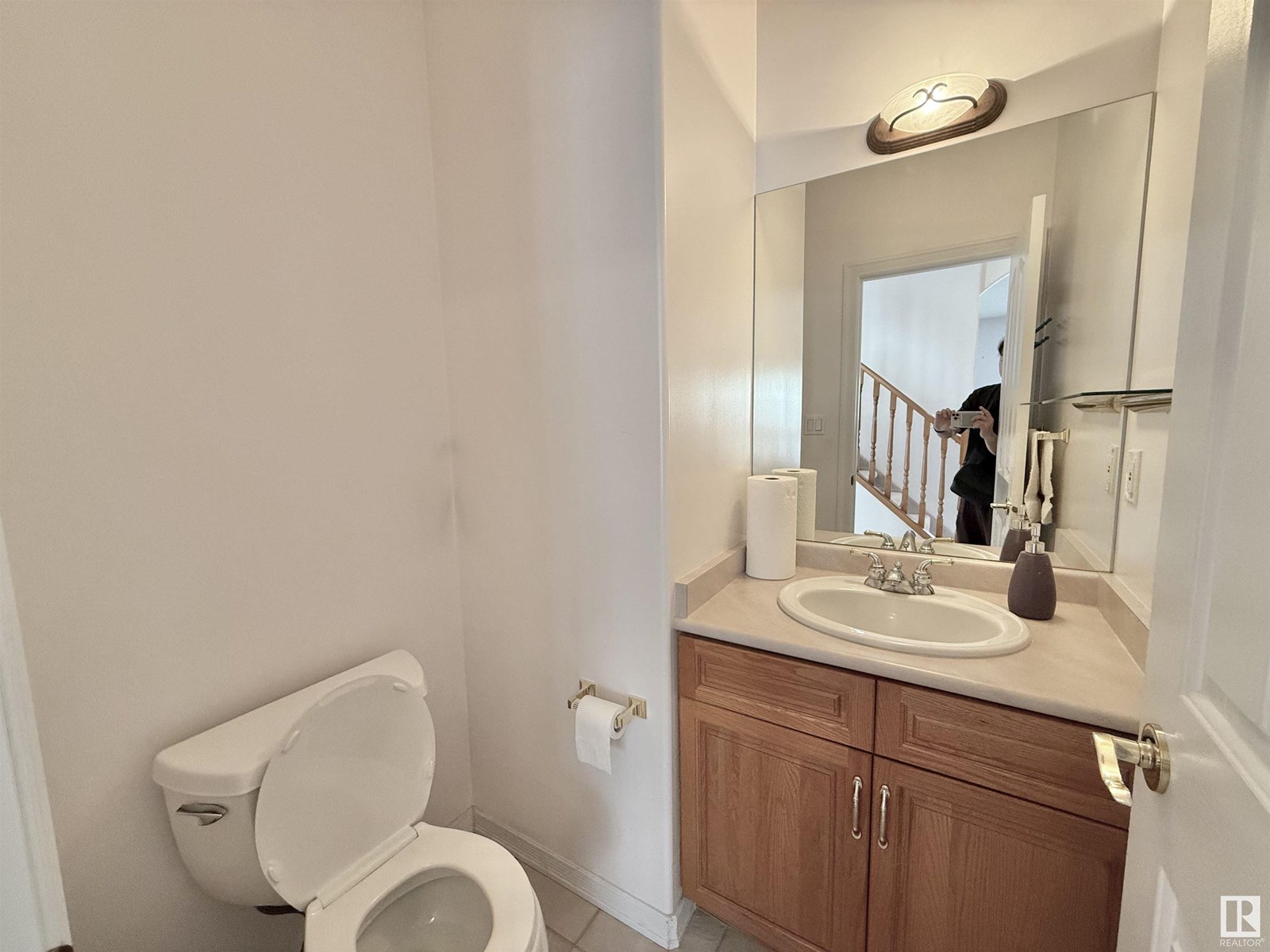 Property at 8416 160A AV NW image 2