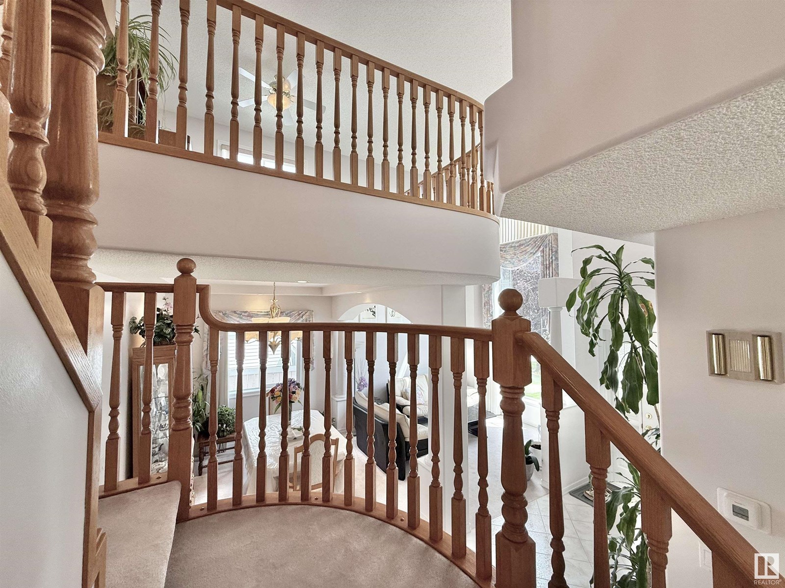 Property at 8416 160A AV NW image 4