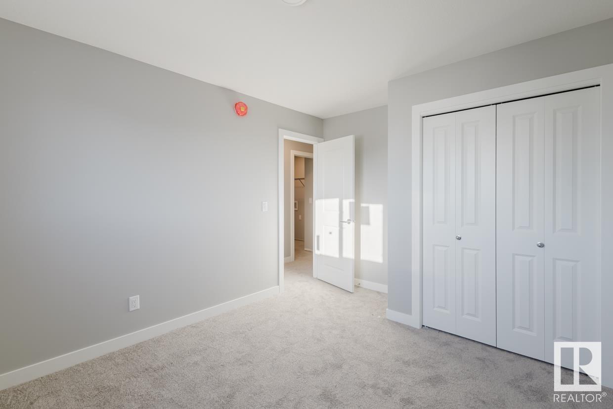 Property at 84 PENN PL image 3