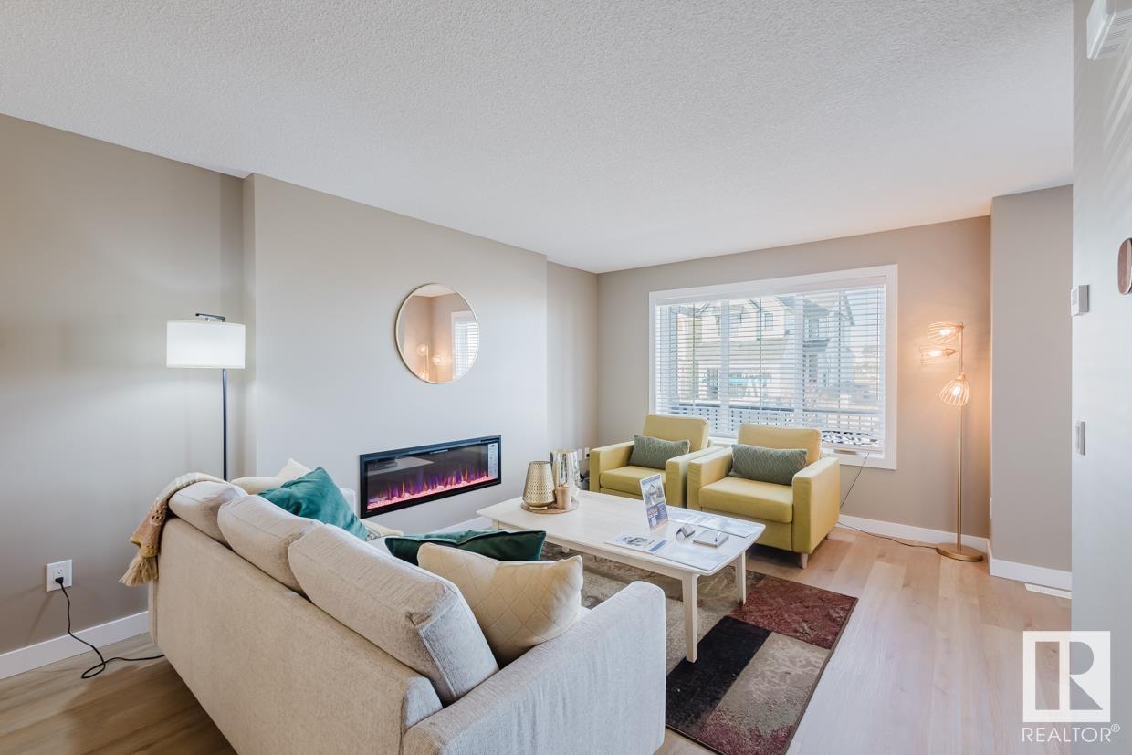 Property at 7114 51 AV image 5
