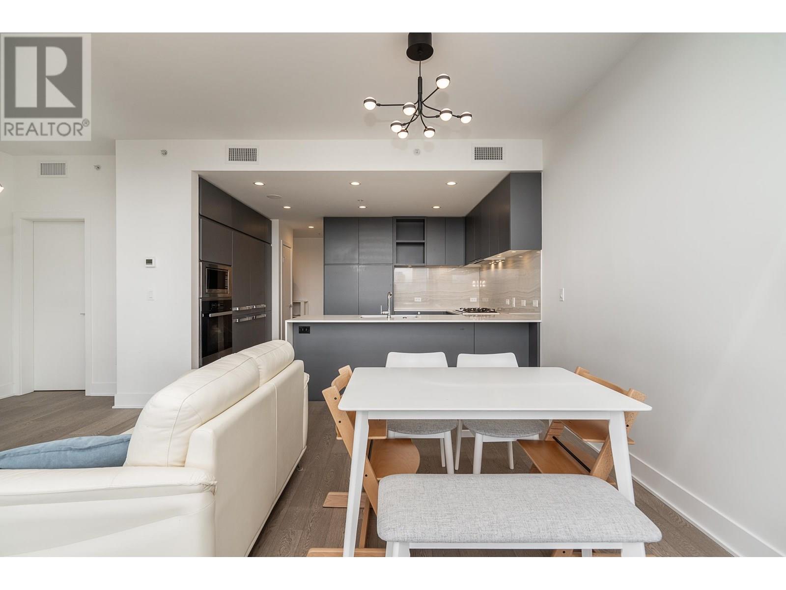 2401 450 Westview Street, Coquitlam, British Columbia  V3K 6C3 - Photo 10 - R3027888