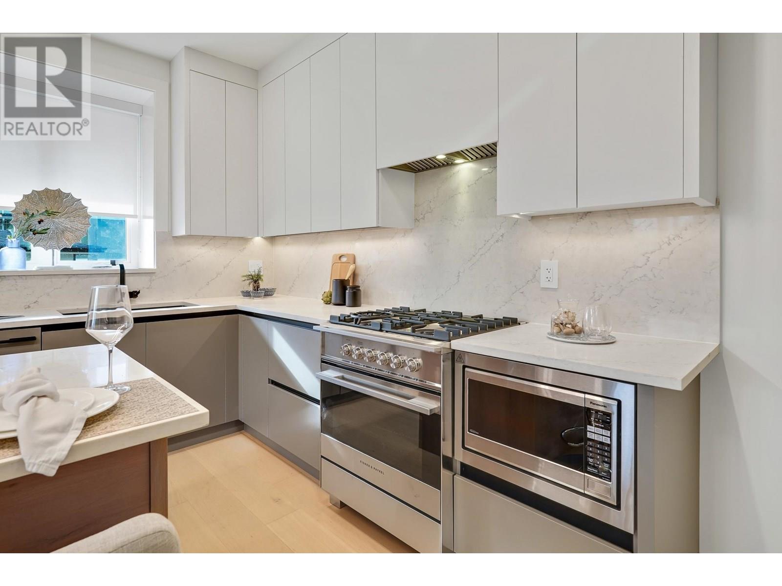 3483 Adanac Street, Vancouver, British Columbia  V5K 4P4 - Photo 6 - R3027896