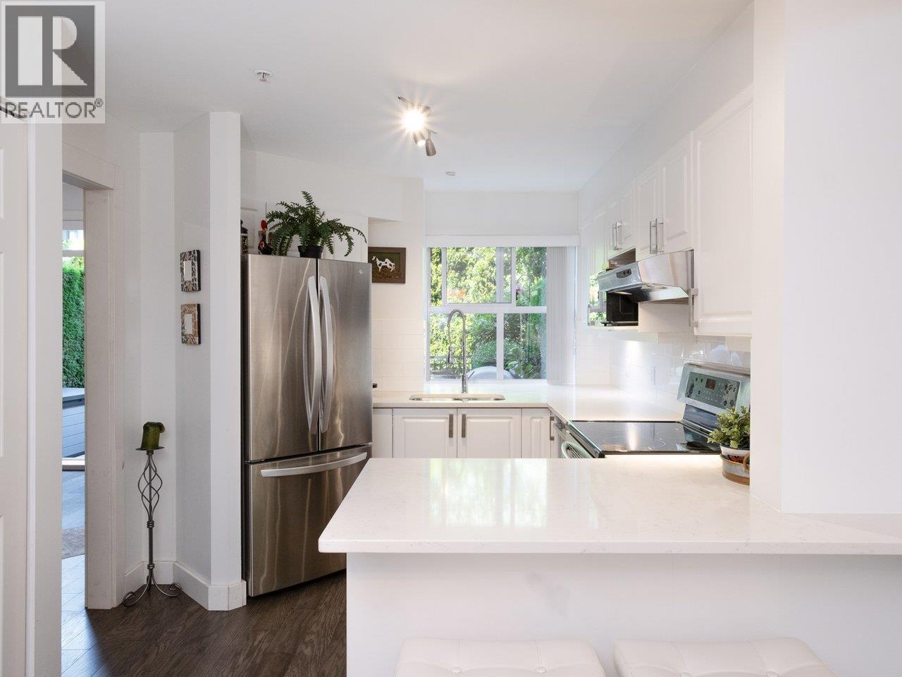 204 3600 Windcrest Drive, North Vancouver, British Columbia  V7G 2S5 - Photo 11 - R3027916