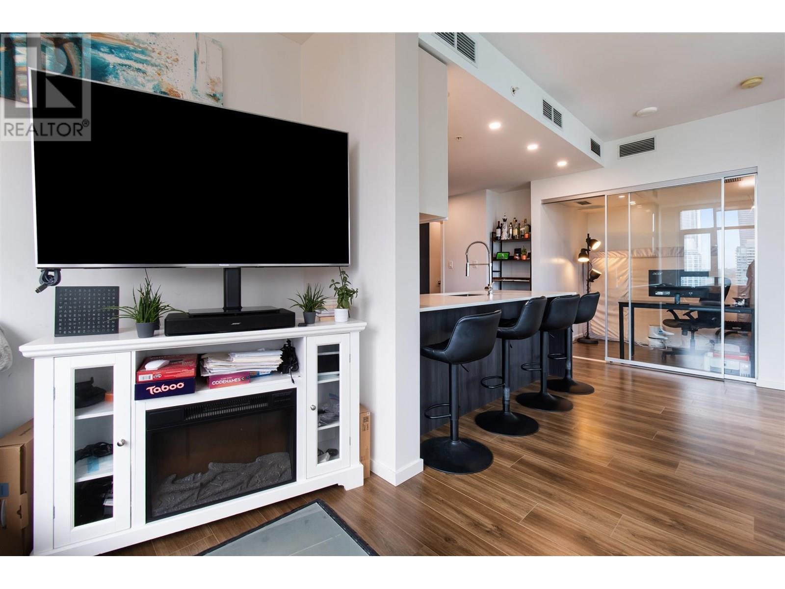 1801 1888 Gilmore Avenue, Burnaby, British Columbia  V5C 0L2 - Photo 6 - R3027953