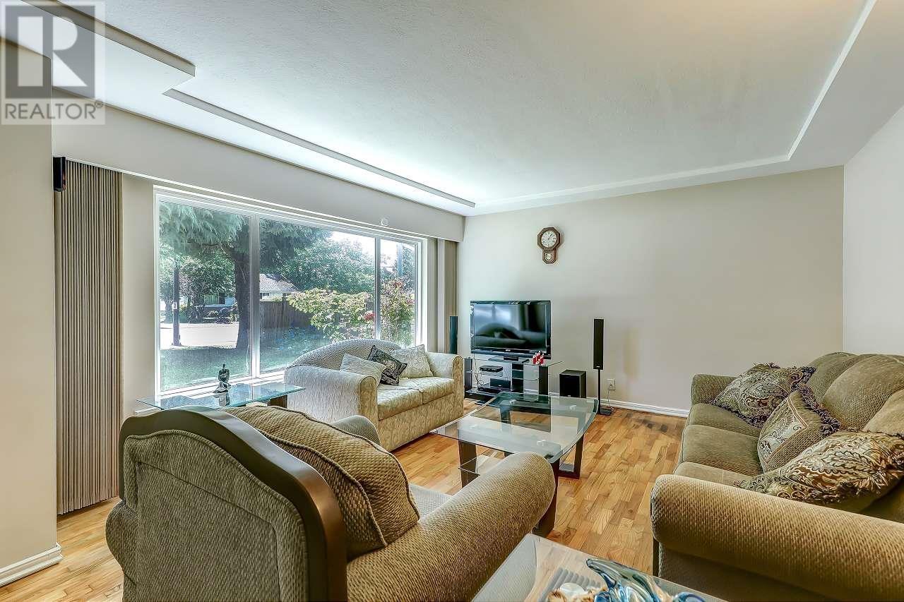 Property at 23979 118 AVENUE image 1