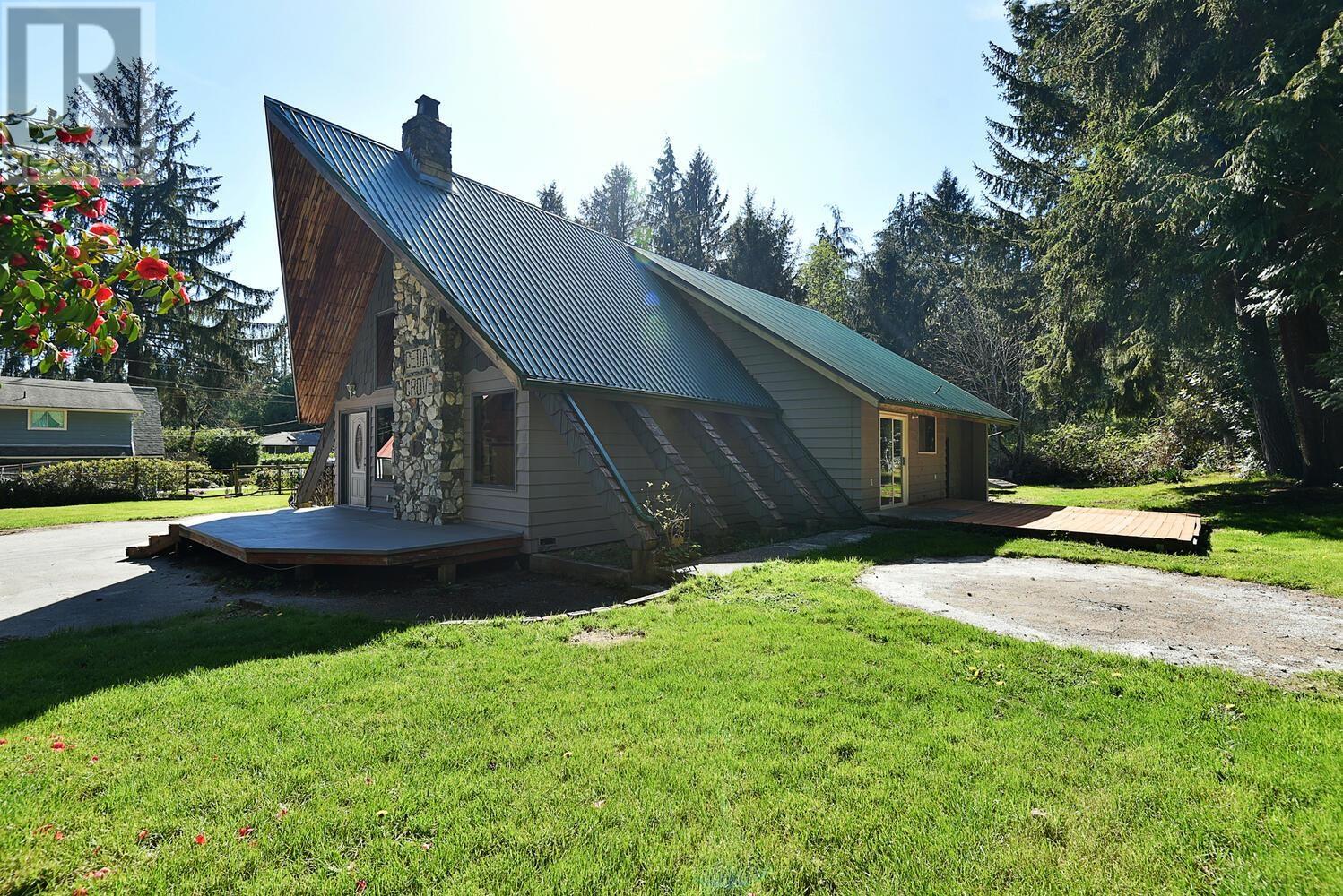 Property at 5651 WAKEFIELD ROAD image 2