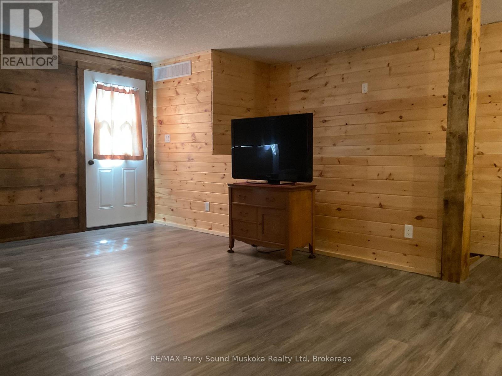 791 Clear Lake Road, Parry Sound Remote Area, Ontario  P0H 1A0 - Photo 19 - X12188085