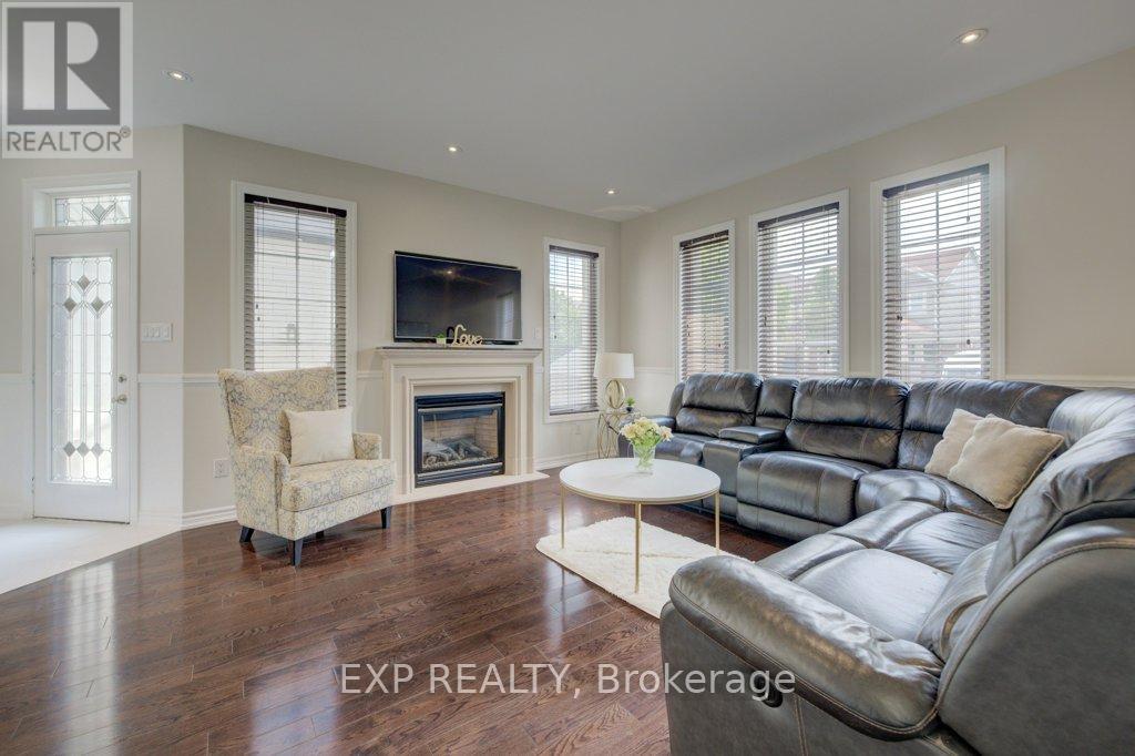 Property at 953 GASTLE WAY image 4