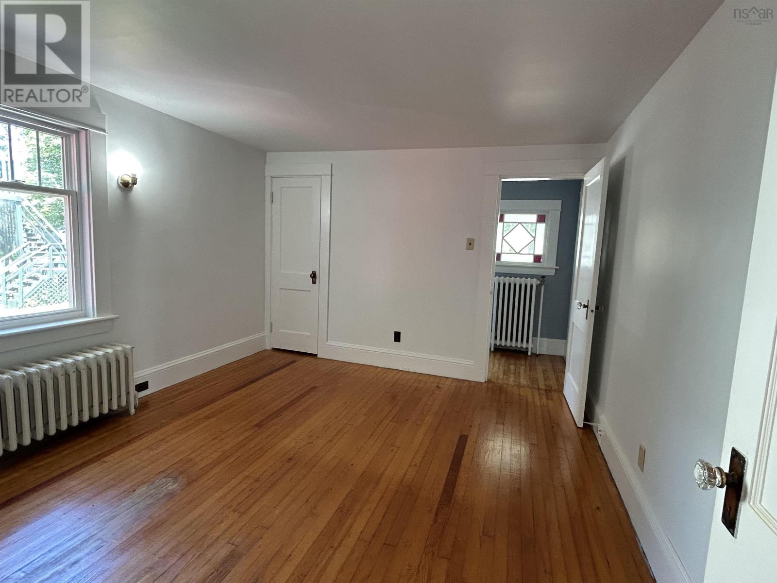 25 Cumberland Street, Yarmouth, Nova Scotia  B5A 1C9 - Photo 11 - 202513617
