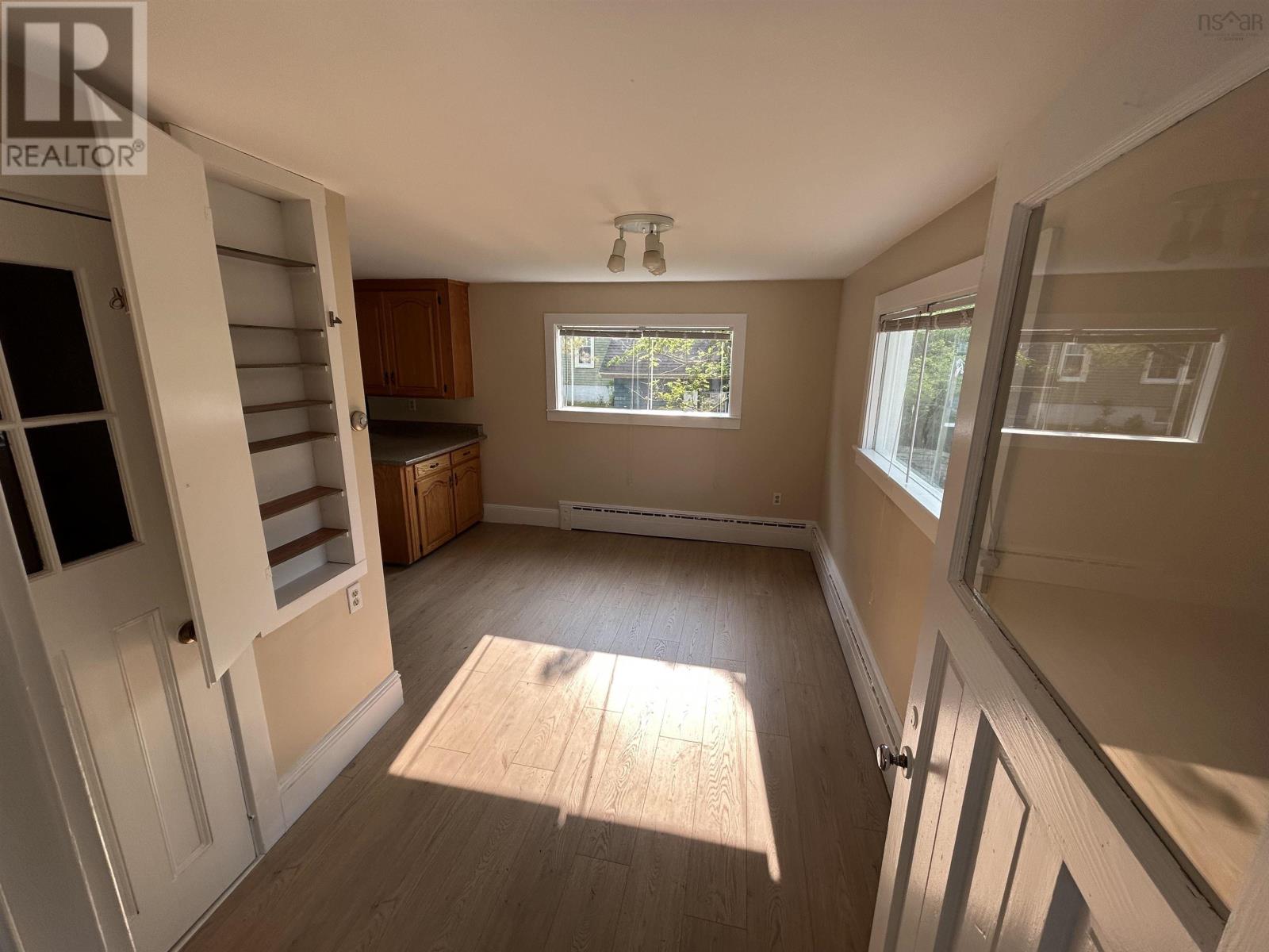 25 Cumberland Street, Yarmouth, Nova Scotia  B5A 1C9 - Photo 20 - 202513617