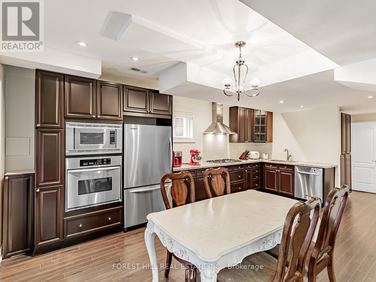 8 Sachet Drive, Richmond Hill (Oak Ridges Lake Wilcox), Ontario  L4E 4S1 - Photo 39 - N12290090