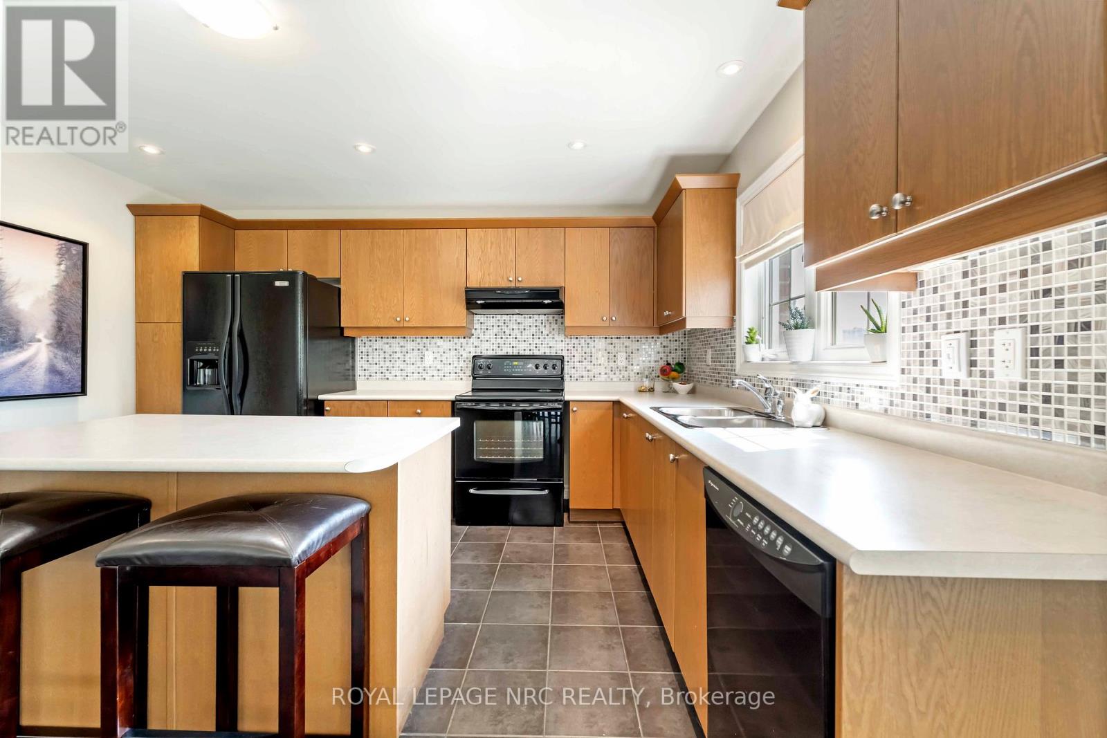 9115 Kudlac Street, Niagara Falls, Ontario  L2H 0C2 - Photo 15 - X12290104