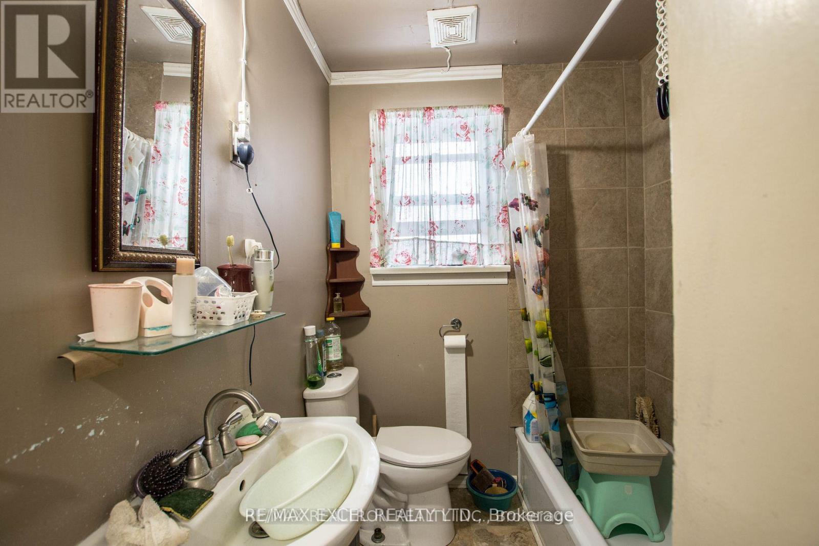 8906 Hwy 11 Road S, Orillia, Ontario  L3V 6H3 - Photo 16 - S12290097